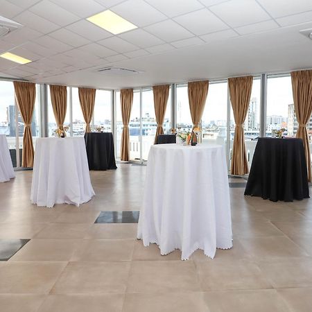 Sentrim Castle Royal Hotel Mombasa Eksteriør bilde