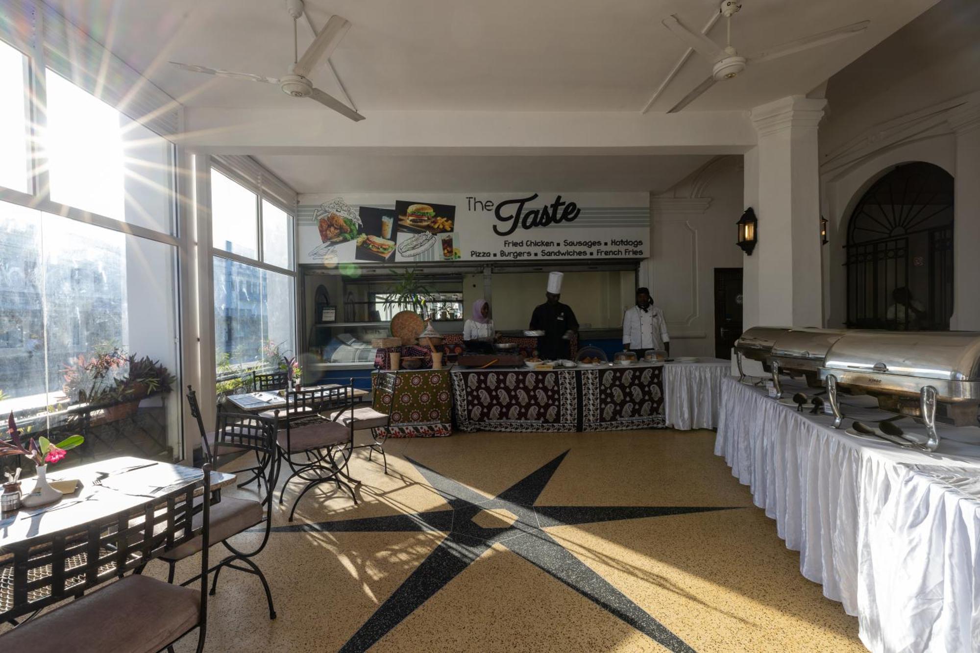 Sentrim Castle Royal Hotel Mombasa Eksteriør bilde